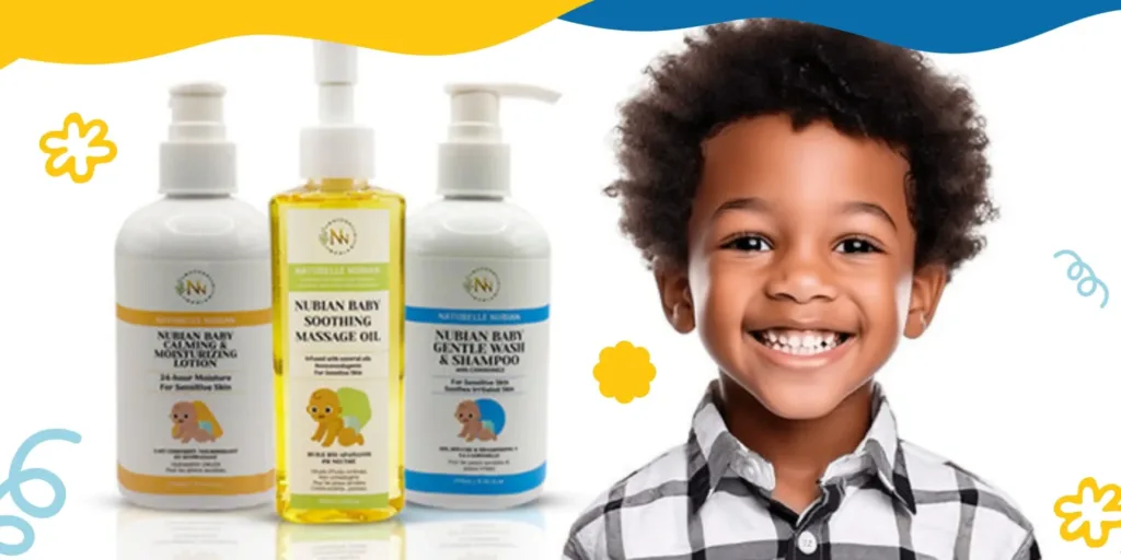Un enfant souriant se tient à côté de trois bouteilles de produits de soins pour bébés nubiens : lotion, huile de massage et shampoing, présentés sur un fond blanc avec des formes décoratives.