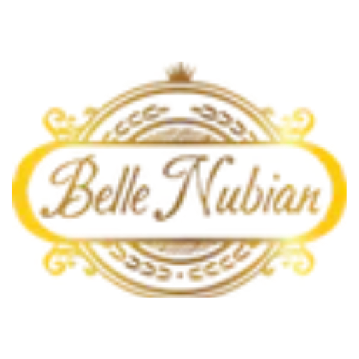 Un logo ovale or et blanc, avec "Belle Nubian" en élégante cursive au centre, crée une impression de luxe et d'intemporalité.